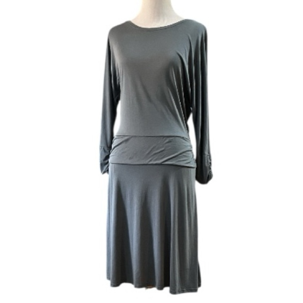 PRANA LONG SLEEVE DROP WAIST OPEN BACK DRESS GRAY SIZE MEDIUM